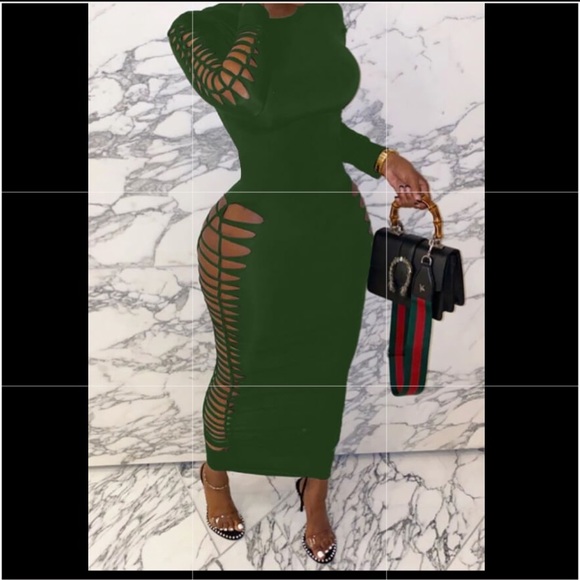 Beautiful long dress - Picture 3 of 3